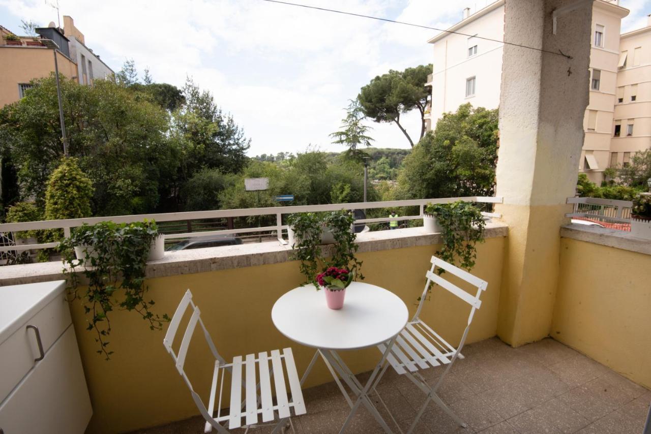 Appartamento Luminoso Con Vista Su Villa Ada Рим Екстериор снимка