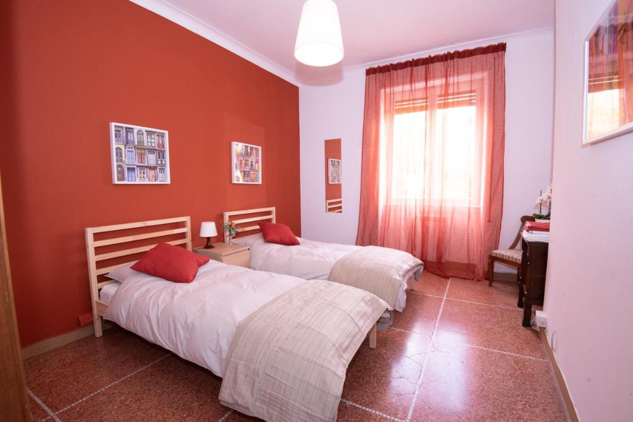 Appartamento Luminoso Con Vista Su Villa Ada Рим Екстериор снимка